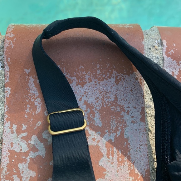 💖💖 Jantzen Women’s Surplice Underwire Beachwear Swim Top Separates NWT - Picture 5 of 8